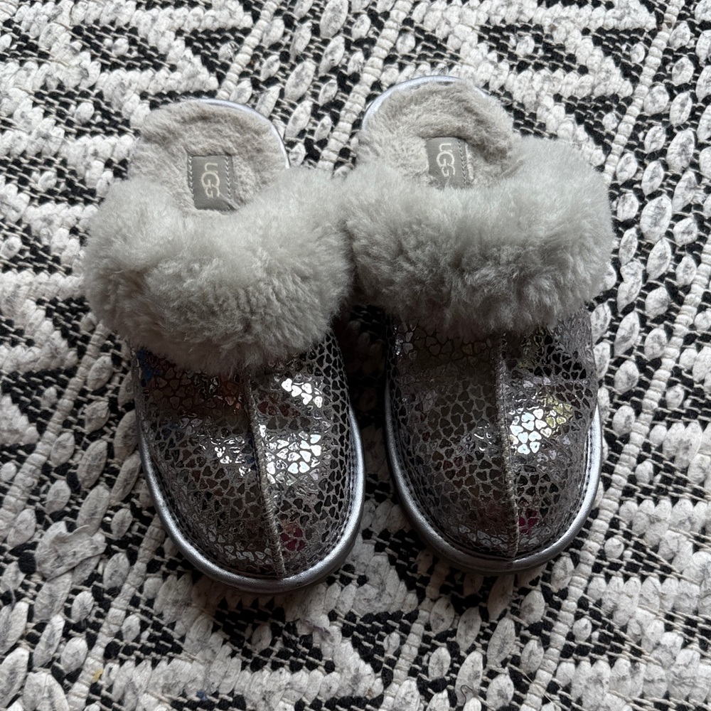 UGG Kids Shimmering Silver Slippers with Plush Gray Trim Youth Size 3